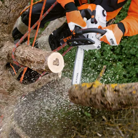 STIHL MS 201 TC-M benzinmotoros fűrész 35,2cm3, 2,4LE, 35cm