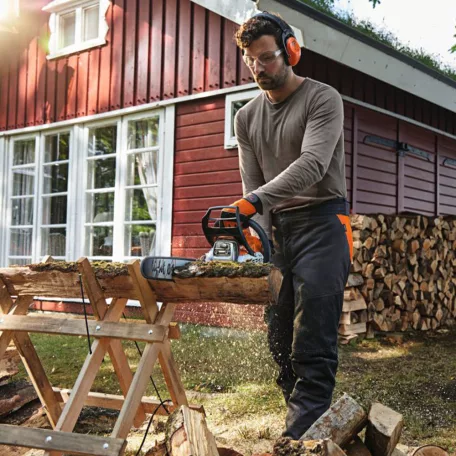 STIHL MS 182 benzinmotoros láncfűrész 31,8cm3, 2,2LE, 35cm