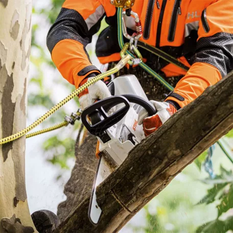 STIHL MSA 161 T akkus láncfűrész AP rendszer 36V alapgép, 30cm