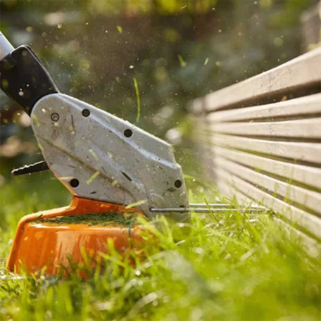 STIHL FSA 45 akkus szegélynyíró AI rendszer 18V beépített akkumulátorral, 0,24kW