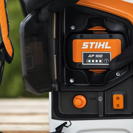 STIHL SGA 85.0 akkus akkus permetező AP rendszer 36V alapgép, 17liter