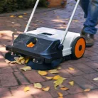 STIHL KG 550 kézi seprőgép, 55cm