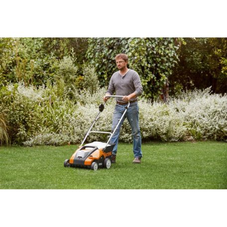 STIHL RLA 240.0 akkus gyepszellőztető AK rendszer 36V alapgép, 34cm