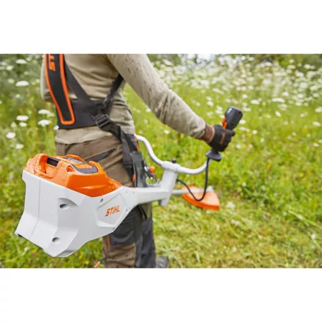 STIHL FSA 135 akkus fűkasza AP rendszer 36V alapgép, 1,2kW