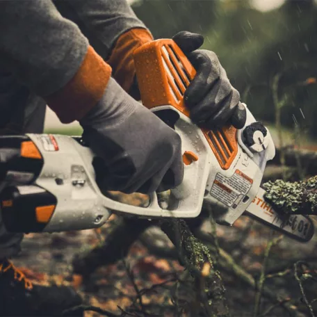 STIHL GTA 40 akkus ágvágó fűrész AS rendszer, 2 x 10,8V AS 2 akku és AL 5-2 gyors töltővel, 15cm