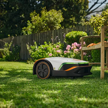 STIHL iMOW 6 robotfunyíró max. 3000m2, 28cm