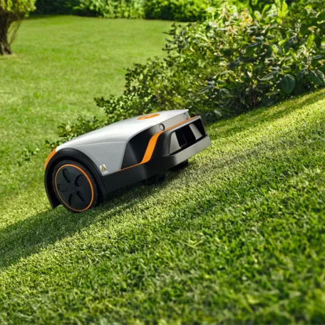 STIHL iMOW 3 robotfűnyíró max. 500m2, 20cm