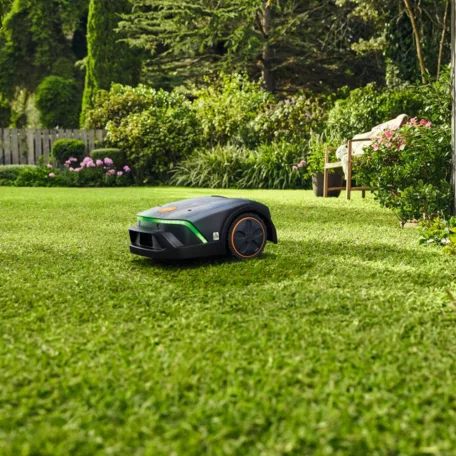 STIHL iMOW 4.0 EVO robotfűnyíró max. 1000m2, 20cm