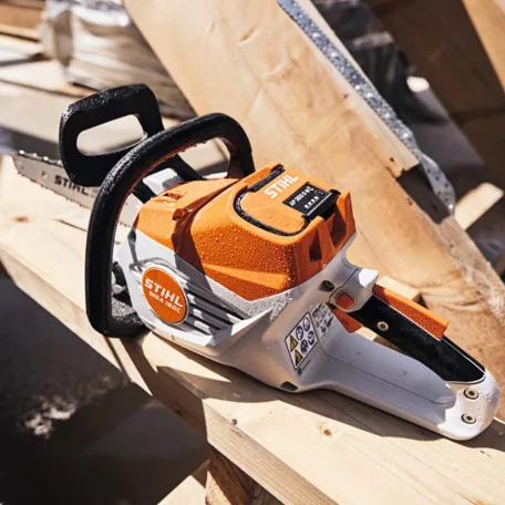 STIHL MSA 160 C-B akkus láncfűrész AP rendszer 36V alapgép, 30cm