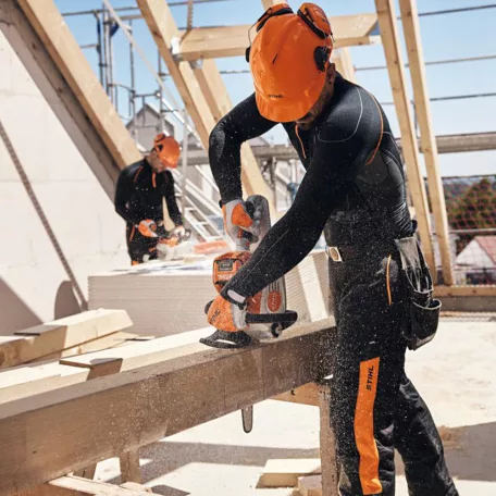 STIHL MSA 200 C-B akkus láncfűrész AP rendszer 36V alapgép, 35cm