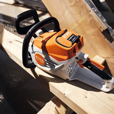 STIHL MSA 200 C-B akkus láncfűrész AP rendszer 36V alapgép, 35cm
