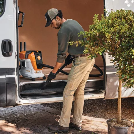 STIHL SEA 60 L akkus porszívó, AK rendszer, 36V alapgép