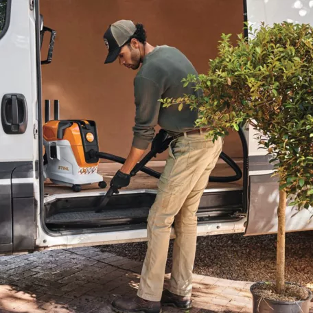 STIHL SEA 100.0 L akkumulátoros porszívó, AP rendszer, 36V alapgép