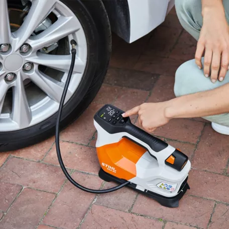 STIHL KOA 20.0 SET akkumulátoros kompresszor, AS rendszer, 10,8V, AS2  akkumulátorral és AL 1 töltővel