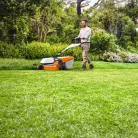 STIHL RMA 253.3 T akkumulátoros fűnyíró (EU2), AK rendszer, 36V alapgép, 51 cm